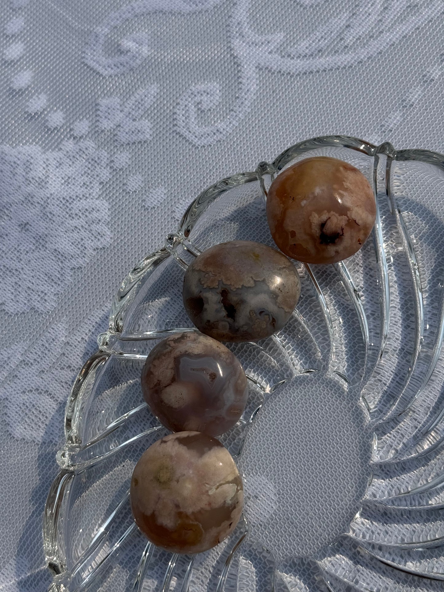 Flower Agate Palm Stone